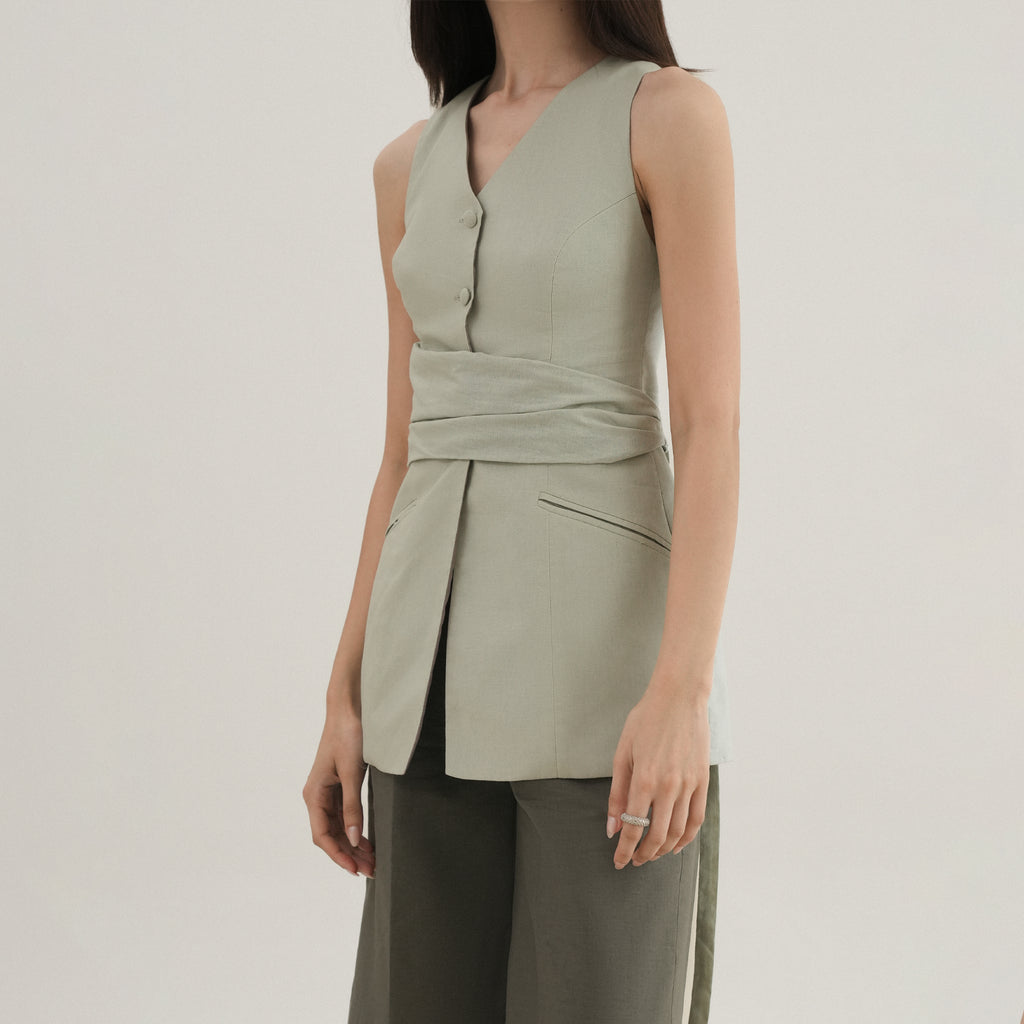 Tie-Back Vest